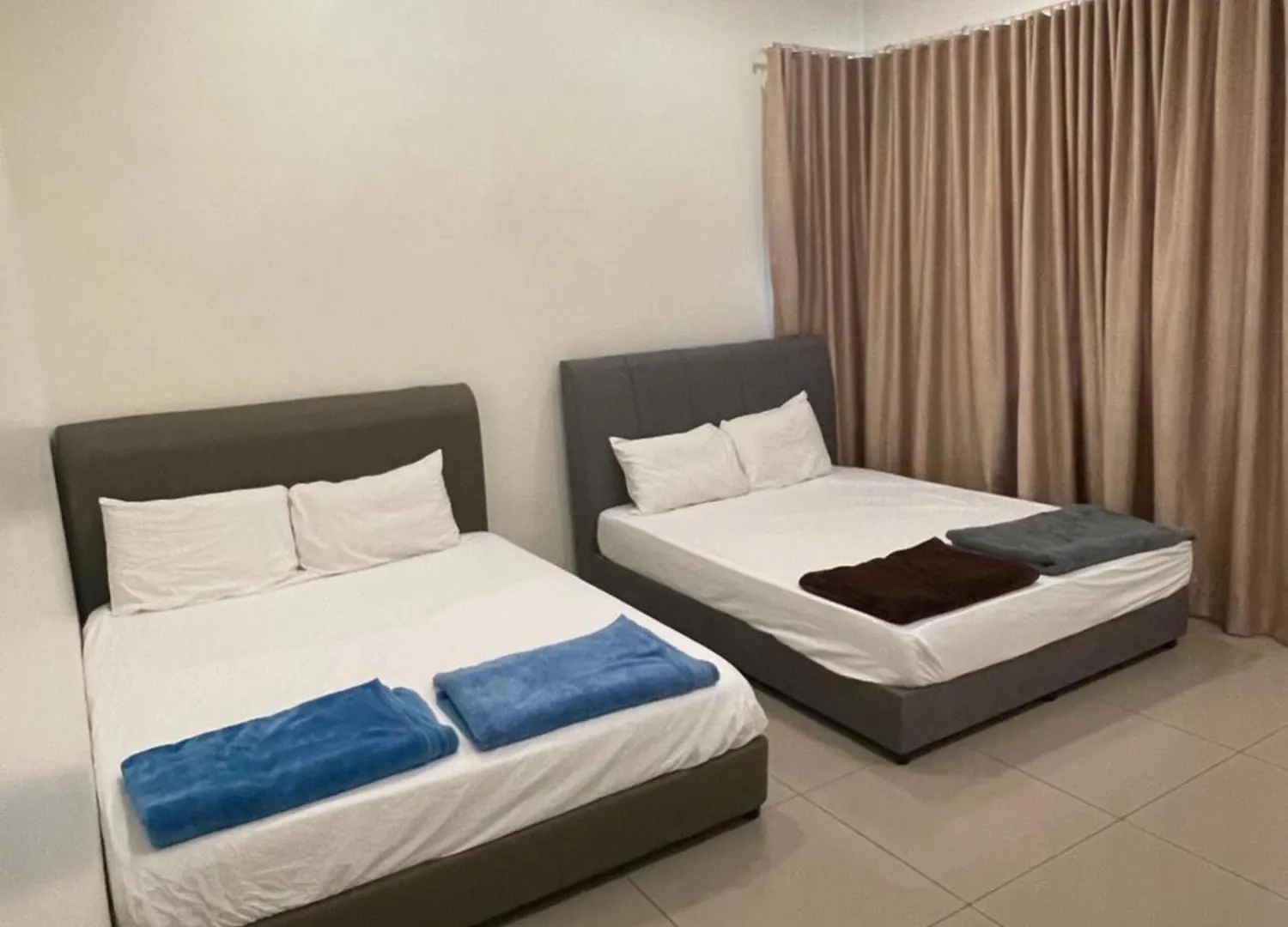 Contactos de 20Pax 4Br Villa With Kids Swimming Pool, Ktv, Bbq Near Spice Arena Penang